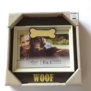 NWT Fetco Home Decor 4" x 6" Dog Picture Frame  " Woof " On Frame